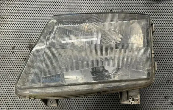 Mercedes-Benz Vito Viano W638 Headlight/headlamp