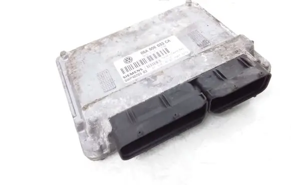 Volkswagen Golf V Engine control unit/module 06A906033CA 5WP4020303
