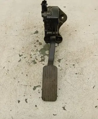 KIA Ceed Accelerator throttle pedal