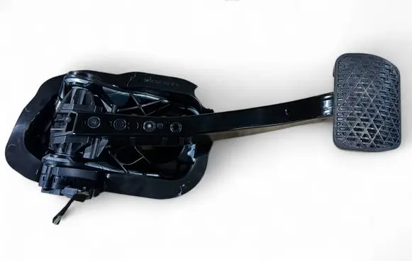 Mercedes-Benz GLC C254 Brake pedal A2062921200
