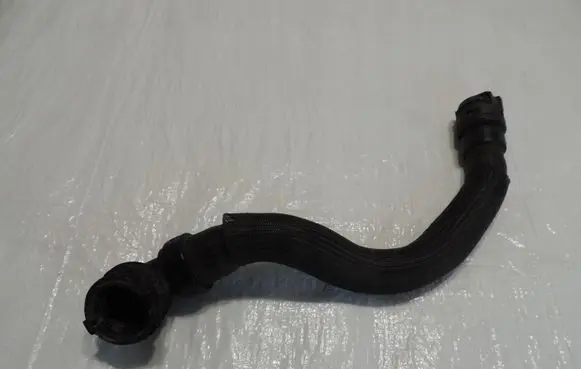 Opel Grandland X Engine coolant pipe/hose