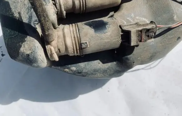 Chrysler Voyager Windscreen/windshield washer pump