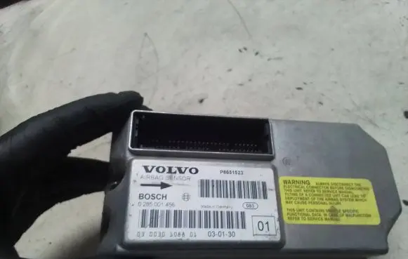Volvo V70 Airbag control unit/module P8651523 0285001456