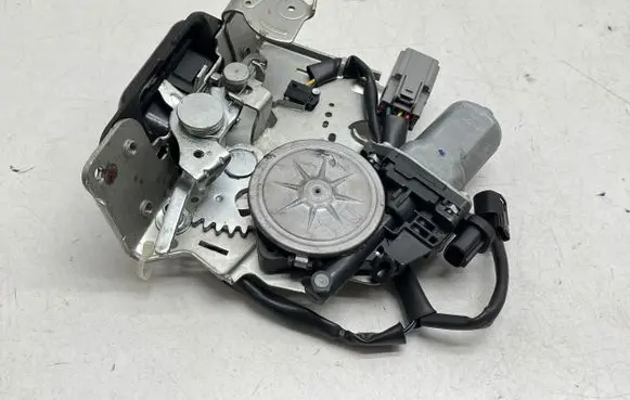 Dodge Durango III Tailgate/trunk/boot lock/catch/latch I120032
