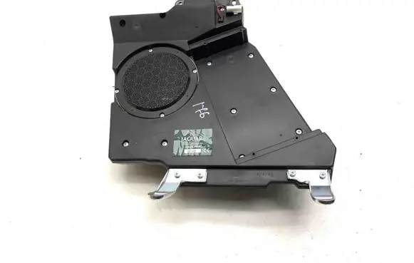 Jaguar XK - XKR Subwoofer speaker 6W8319A068BG