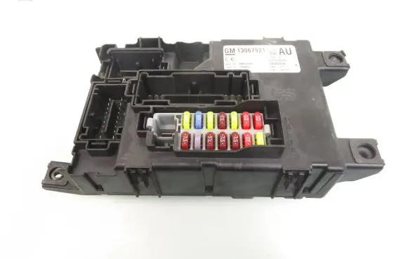Opel Corsa D Central body control module 13367921