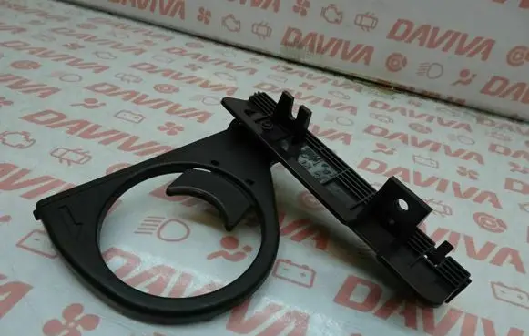 Nissan X-Trail T30 Cup holder 
