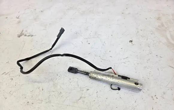 Saab 9-3 Ver2 Convertible roof lock latch cylinder 1676-030-D
