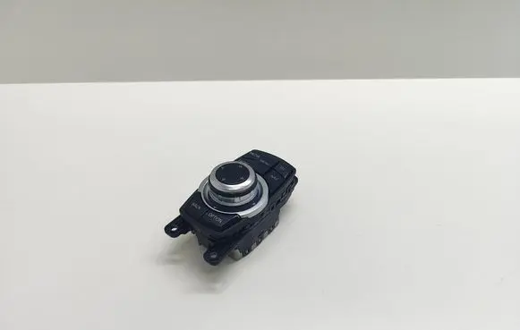 BMW 5 F10 F11 Head unit multimedia control 9286699 928669901 65829286699