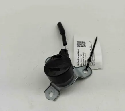 Lexus IS III XE30 Other devices 8457030090