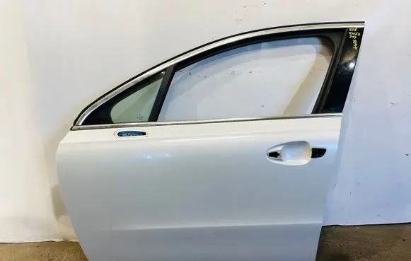 Peugeot 508 Front door 