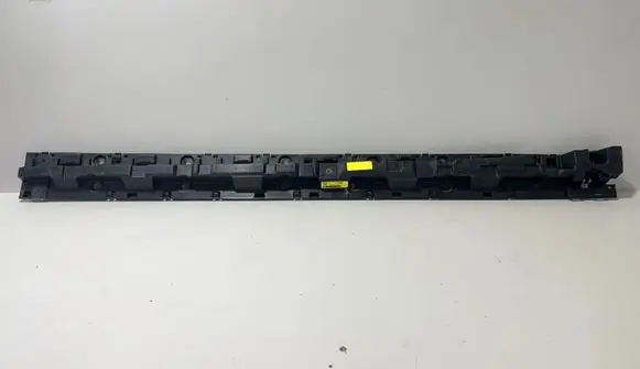 BMW X6 G06 Sill supporting ledge 7425465