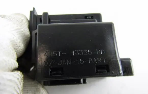 Ford C-MAX I Light switch 4m5t13335bd