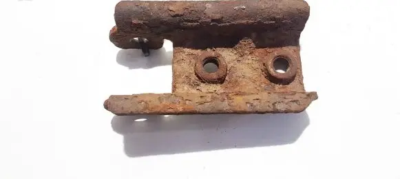 Peugeot 607 Bracket in trunk/boot 