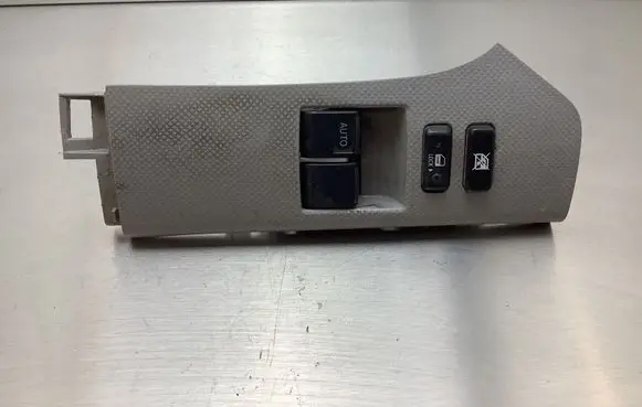 Toyota Yaris Electric window control switch 742320D110