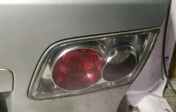 Mazda 6 Tailgate rear/tail lights