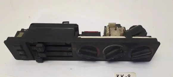 BMW 5 E34 Climate control unit 8351110 8351115 E346411