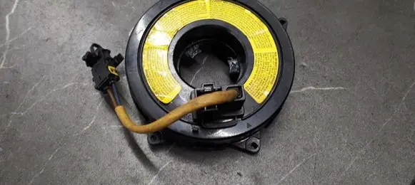 Hyundai Lantra II Airbag slip ring squib (SRS ring) tasma
