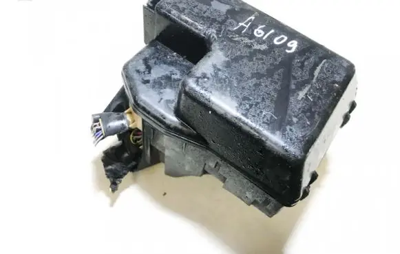 Toyota Avensis Verso Fuse box set