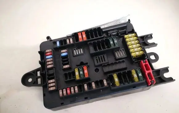 BMW 1 F20 F21 Fuse box set 926111103 6114926111103
