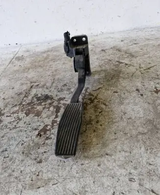Opel Zafira A Accelerator throttle pedal 0281002298 18801316
