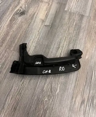 Toyota C-HR I Other front door trim element 67837F4010