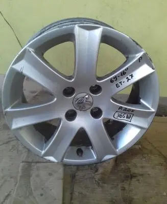 Peugeot 207 R16 alloy rim 