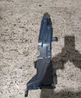 Volvo XC40 Headlight/headlamp mounting bracket 31469387