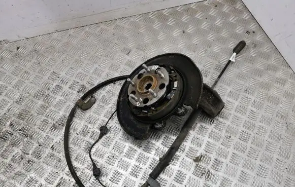 Honda CR-V Rear wheel hub