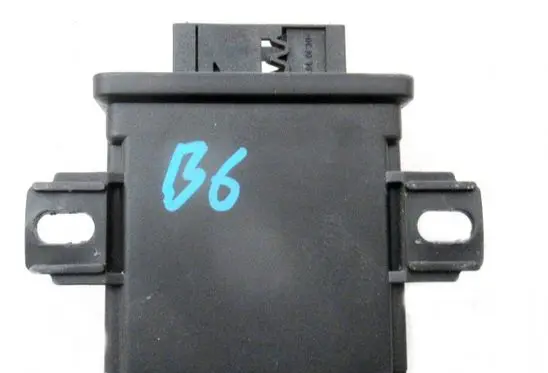 Volkswagen PASSAT B6 Light module LCM 5WK49676B 5M0907357C