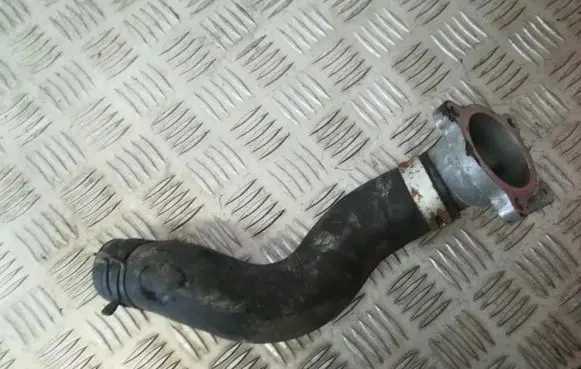 Toyota RAV 4 (XA30) Engine coolant pipe/hose