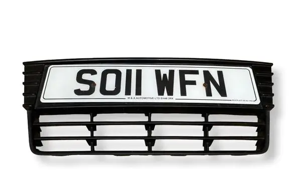Ford Focus Front bumper lower grill BM5117K945EEW