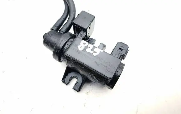 BMW X5 E70 Vacuum valve 0057903081 7796634