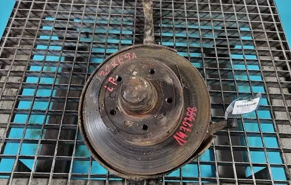 Mercedes-Benz W123 Front wheel hub spindle knuckle IMPRK1472358