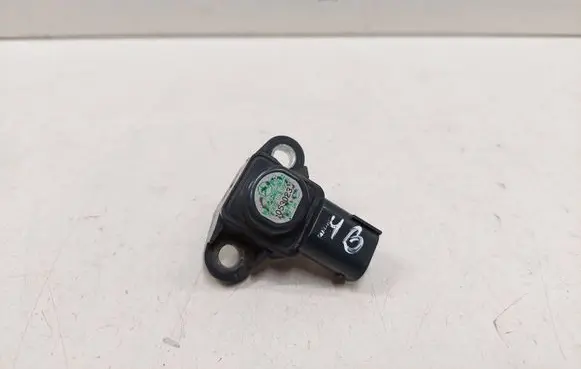 Mercedes-Benz E W211 Air pressure sensor A0051535028 053023