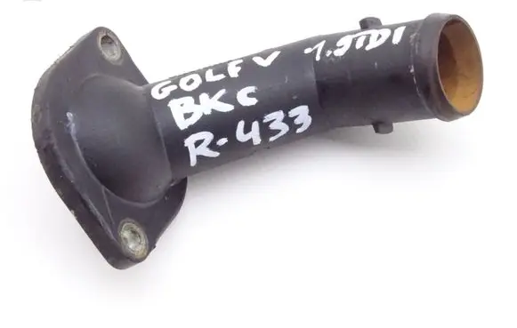 Volkswagen Golf V Engine coolant pipe/hose 038121121D