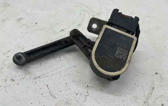 BMW 5 F10 F11 Headlight/headlamp level sensor 6784075