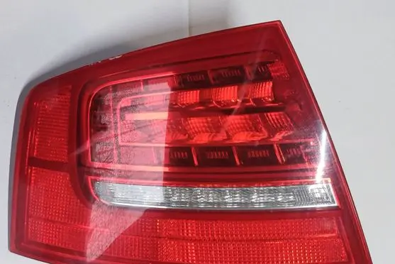 Audi A8 S8 D3 4E Rear/tail lights 4E0945095H 375001