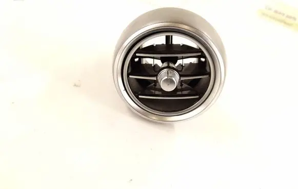 Mercedes-Benz GLC X253 C253 Dash center air vent grill 2058300301 A2058300301