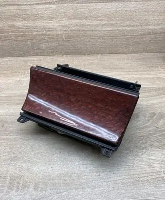 Mercedes-Benz E W210 Car ashtray 