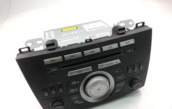 Mazda 3 II Radio/CD/DVD/GPS head unit BDA466AR0A