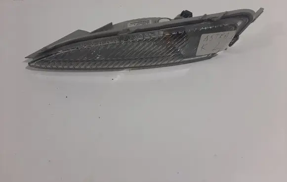 Opel Astra J Front indicator light 13367142