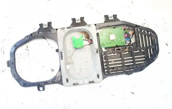Mercedes-Benz ML W164 Antenna control unit a2518202275 28024813