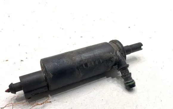 Audi A3 S3 8P Windshield washer fluid reservoir/tank 3B7955681