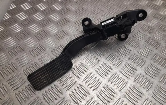 Hyundai Kona II Accelerator throttle pedal 00322323
