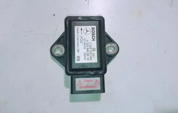 Mercedes-Benz E W211 ESP acceleration yaw rate sensor A0025426618 0265005246 0014619