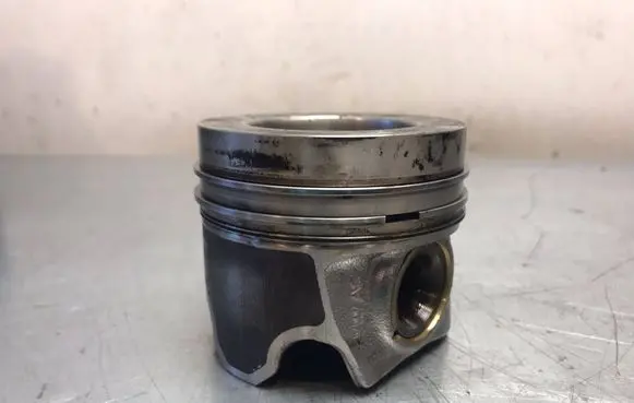 Volkswagen Transporter - Caravelle T6 Piston 03N107065D001 CXE