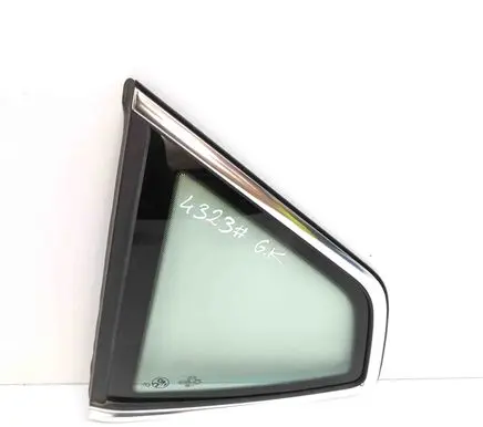 Seat Ateca Rear side window 575845041