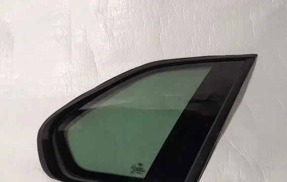 BMW X5 E70 Rear side window 72078847207884X