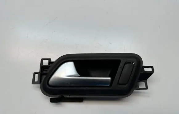 Volkswagen Amarok Rear door interior handle 2H0837113D 2H0837113C